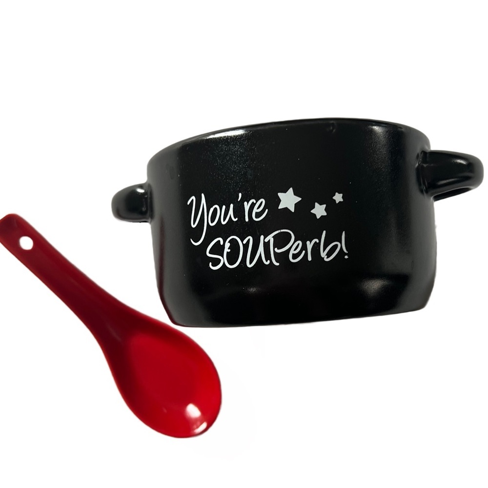 RED AND BLACK TWO PIECE SOUP BOWL AND SPOON GIFT SET